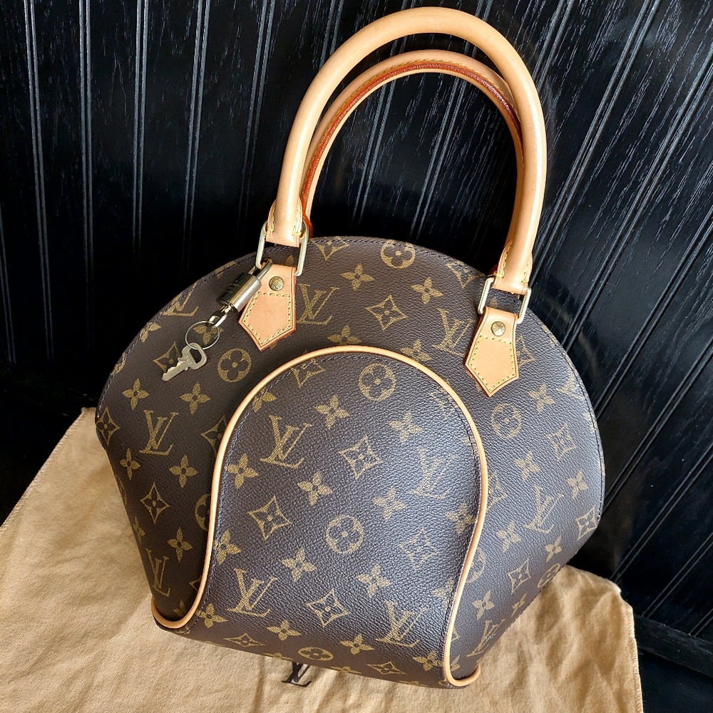 Louis Vuitton Ellipse PM